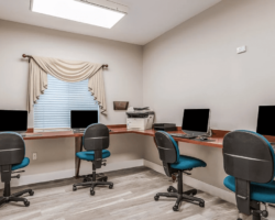 1100x1100_Business_Center(2)